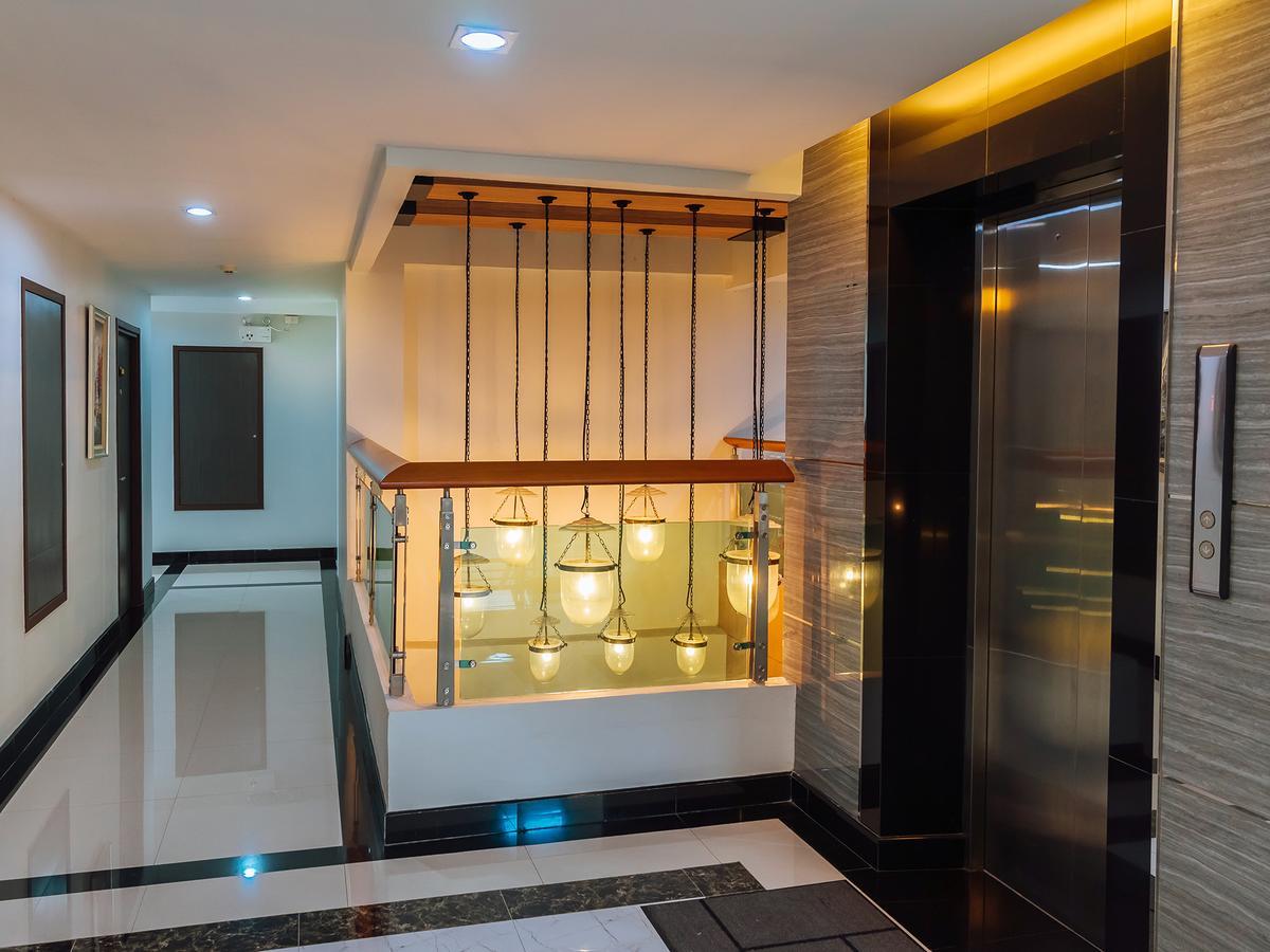 Siri Residence Bangkok Buitenkant foto